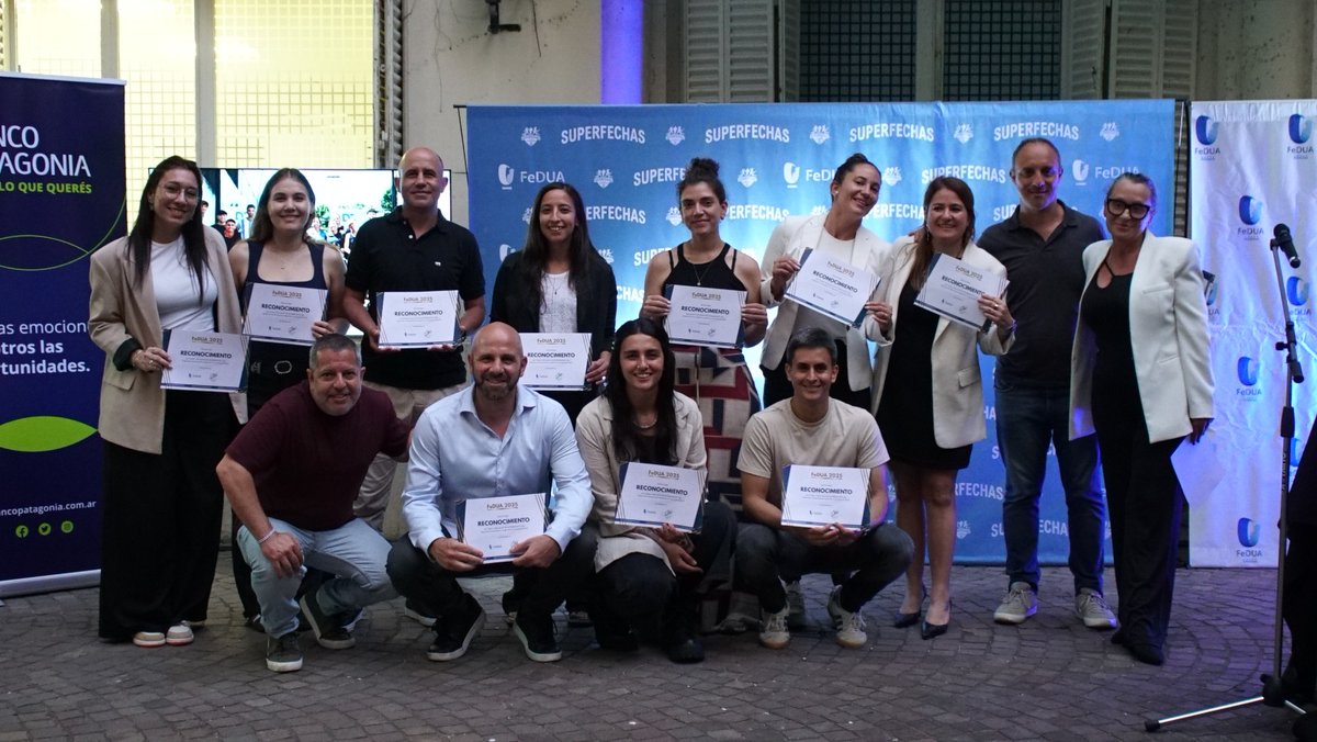 Nuestro legislador <a href="/mbarroetavena/">Matías Barroetaveña</a>  recibió un reconocimiento por defender siempre el deporte desde la legislatura porteña 💪

El deporte universitario es un pilar fundamental para nuestros jóvenes, ¡Sigamos trabajando por ellos!