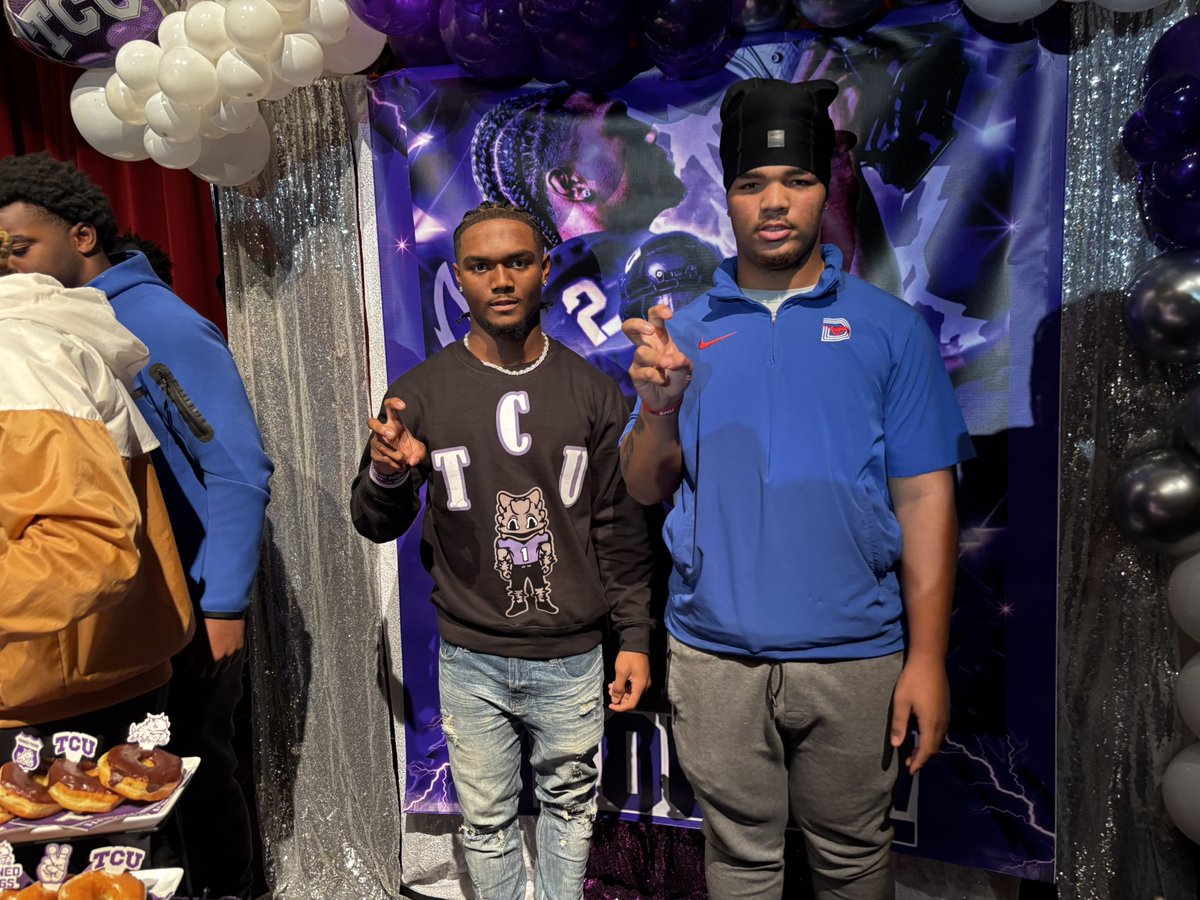 Djenn1ngs_'s tweet image. #DayOnes💙🤞🏽