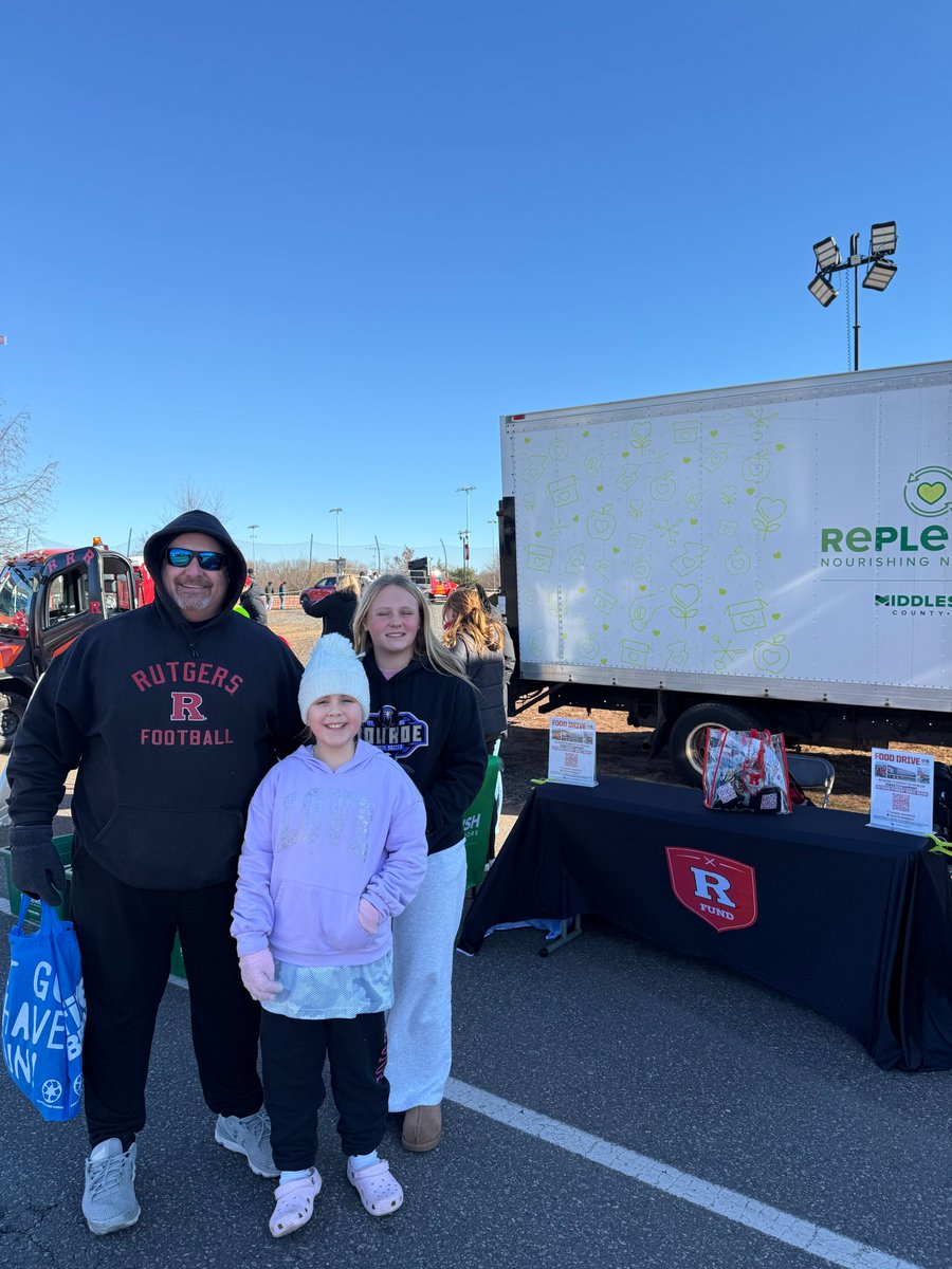 R Fund 🔔 tweet media