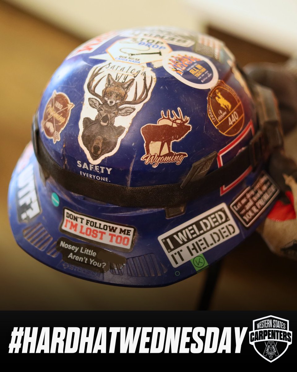 WSCarpenters's tweet image. Happy #HardHatWednesday from our Colorado #UnionCarpenters! Where are you checking in from this morning? 

#UnionCarpenters #JobsWagesBenefits #Brotherhood #Carpenters