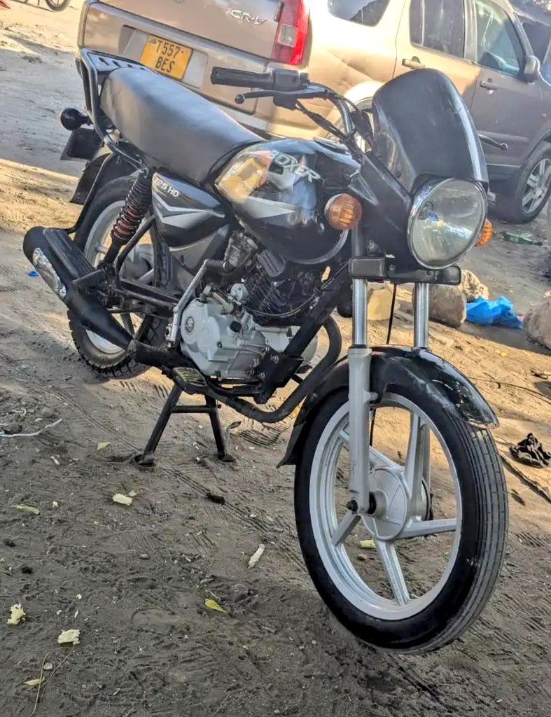 Eng_Matarra's tweet photo. BOXER HD INAUZWA 🔥🔥
REG" #EBX
▪️Cc. 125
▪️Gear Tano
▪️Starter Inapiga
▪️Engine Haijaguswa
▪️Full Documents ✅️
#BEI - Tshs. 1,680,000/=
IPO DAR
CALL 📞 📲-0793022184
WHATSAPP-0719542184 https://t.co/ZAvhY9MXA8