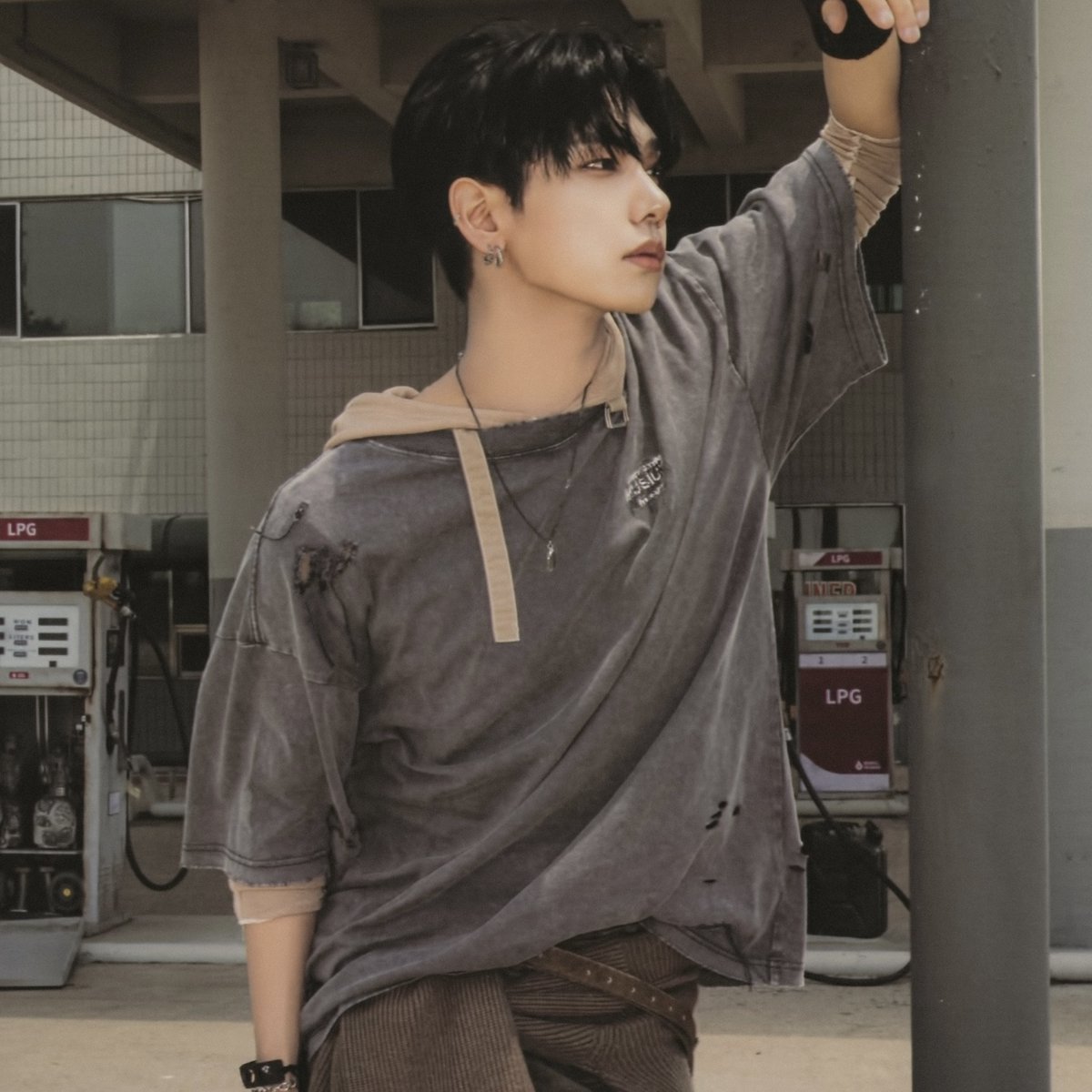 TheePopCore's tweet image. Happy 22nd birthday to the incredibly talented, exceptionally gifted, strikingly handsome, genuinely kind, profoundly humble, endlessly sweet, brilliantly creative, and supremely charismatic producer, songwriter, composer, rapper, and vocalist Jaehyun of BOYNEXTDOOR.