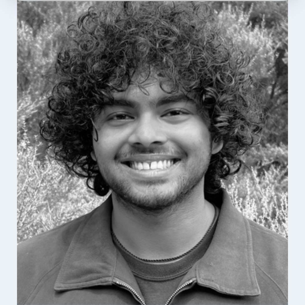 Ministry of Tourism and Environment is planning to outsource tourism development approvals to Gedor Consulting beginning in January 2026. 

Gedor Consulting is owned by Minister <a href="/Thoriqibrahim/">Thoriq Ibrahim</a> through his son, Raad Thoriq Ibrahim.

We’re talking about MILLIONS of MVR.