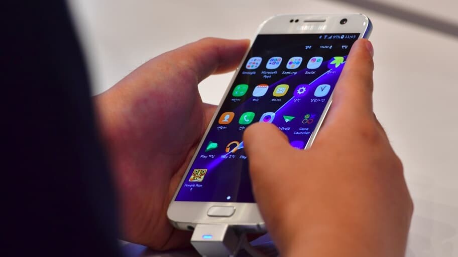 BFMTV's tweet image. Pour lutter contre l&apos;usurpation d&apos;identité, les appels indésirables s&apos;afficheront sous la forme de &quot;numéros masqués&quot; dès le 1er janvier prochain
l.bfmtv.com/L89w