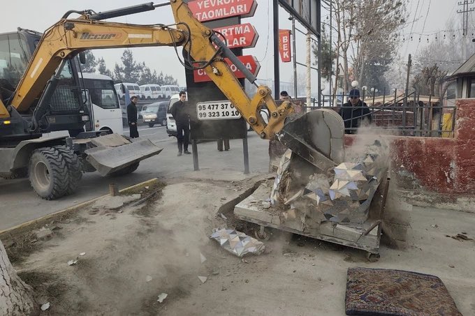 Тандирда нон ёпган аёл рак бўмасдию. Жалапла нима қивоссанла 😂🥲🥲🥲