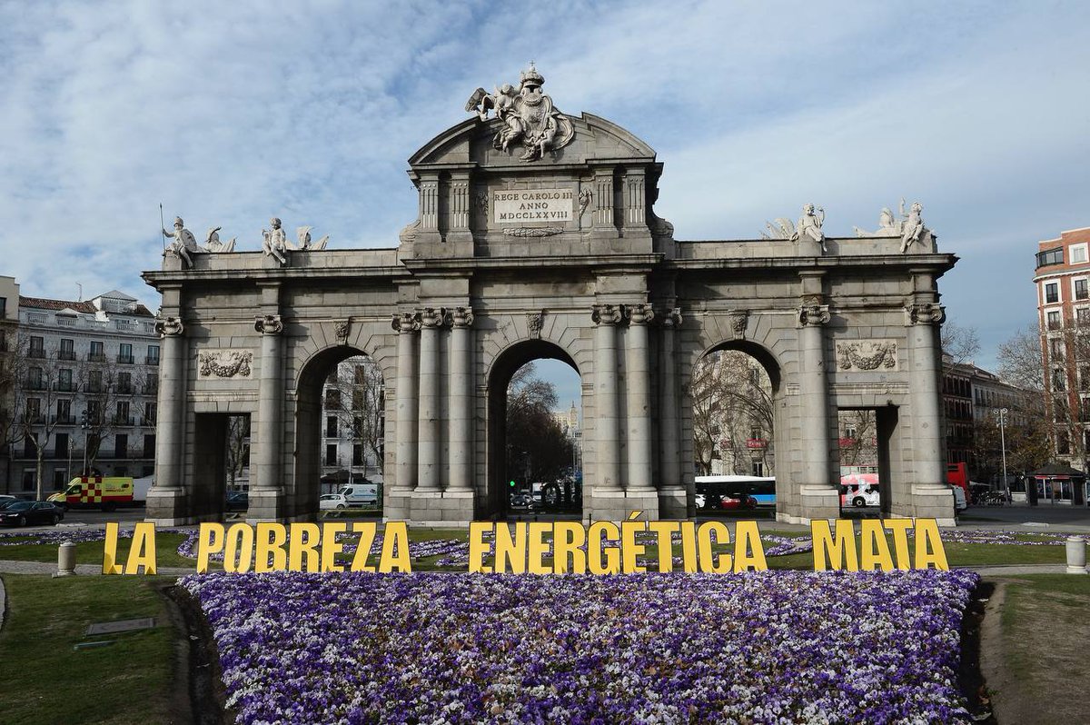 Madrid no tiene protección si el RD 11/2020 cae. Muchas familias pueden quedar en la calle o ver sus suministros básicos interrumpidos. Urge que estas medidas se hagan estructurales para no causar más daño a la población por una #LeyDeVivienda insuficiente   #NiUnDesahucioMás