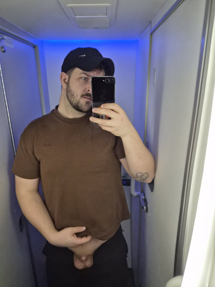 tinydick tweet media