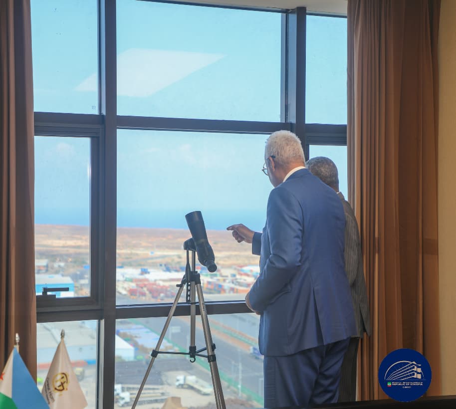 legessetulugoe's tweet photo. Today, Dec 3, 2025, I had a courtesy meeting with Mr. Aboubaker Omar Hadi, Chairman of Djibouti Ports and Free Zones Authority. Our discussion was centered on enhancing the efficient and effective utilization of Djibouti ports and corridors for Ethiopian import and export flows https://t.co/kZjQxgRzwf