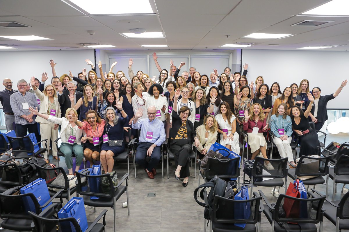 Um dia emocionante para o PDeC Elas! Nos reunimos na sede do IBGC para o último encontro e o encerramento da 9ª turma do Programa. A 10ª edição do PDeC Elas está com inscrições abertas! Inscreva-se até 14/12. Confira todos os detalhes em:
ibgc.org.br/destaques/pdec….