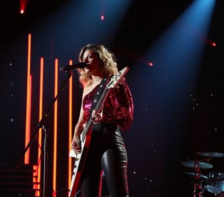 leonaannita's tweet image. estoy llorando, esque es muy heavy🥹❤️ es la mejor🥹
OT17                           OT18
OT20                          OT20