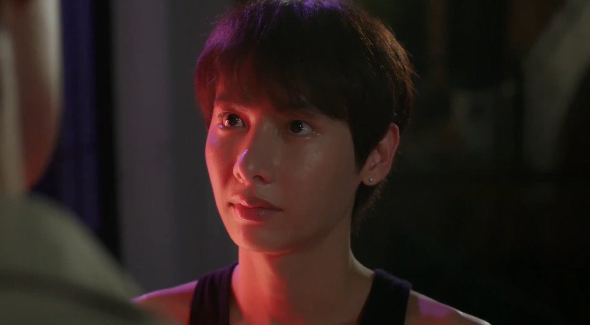 teevithe's tweet image. #BurnoutSyndromeSeriesEP2 
#dew_jsu #GunAtthaphan 

behind the scene                                  result &amp;amp; dew’s pov