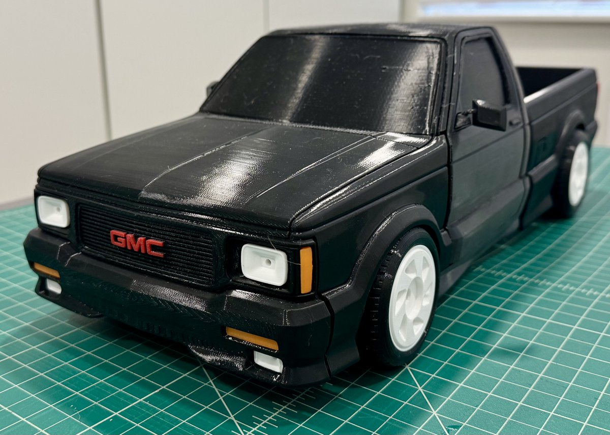 🤯Awesome Make shared by "Limited360" from
<a href="/Cults3D/">Cults.</a> 

🛻 RC 1/10 Syclone - 1991
🏁 cults3d.com/en/3d-printing…

❓ Download 3D printing model:
👉 cults3d.com/:1677334
💡 Designed by <a href="/Car_Print_3D/">Car Print RC</a>

#3dprint #3dprinted #3dmodel #makecults3d #CarPrint3D