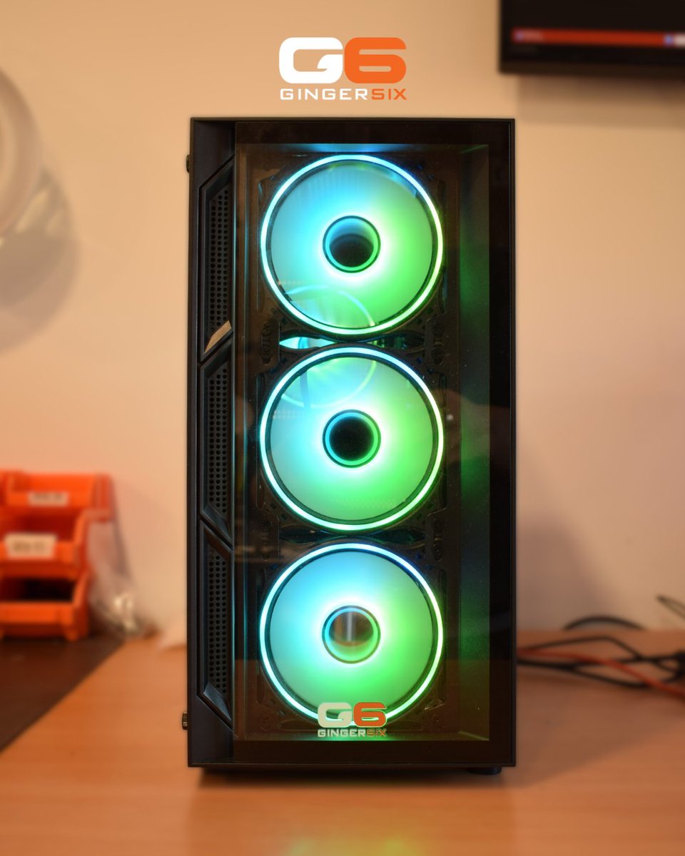 www_ginger6_com's tweet image. Still gaming on old gear?
Christmas is coming. This customer bought an i5-12400F + RTX 5060 rig. 16GB DDR5. 1TB SSD. G6 Lucid case.
🎄 Build yours today : ginger6.com/intel-core-i5-…

#CustomPC #GamingRig #Ginger6 #RTX5060 #IntelCorei5 #ChristmasGaming