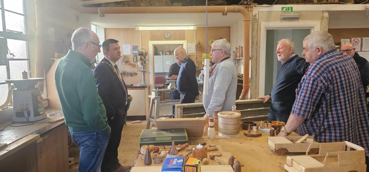 mayordcsdc's tweet photo. Thanks to all the guys at the Eglinton Men’s Shed for the warm welcome this morning❤️

I really enjoyed my tour of the facilities to see the activities they offer such was wood work, picture framing, metal workshop and horticultural activities👏 https://t.co/cg8VbwCBfN