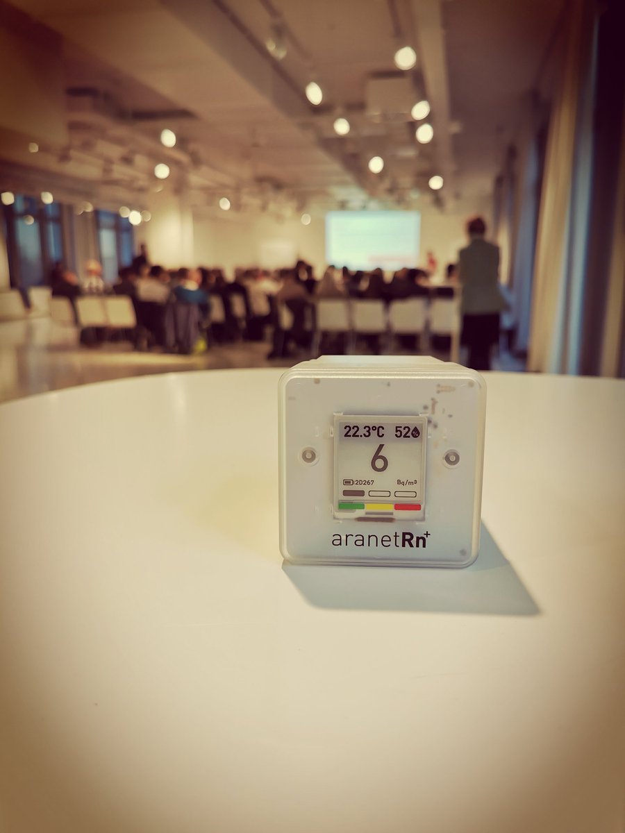 Viele glauben, sie könnten die Radonbelastung anhand des Gebäudetyps, des Baujahrs oder der Region einschätzen. Doch Radon hält sich nicht an Bauchgefühl oder Wahrscheinlichkeit.
Nur die Messung schafft Gewissheit.
bit.ly/3YUPfns
#Radon #Radonschutz #Lungenkrebs #aranet