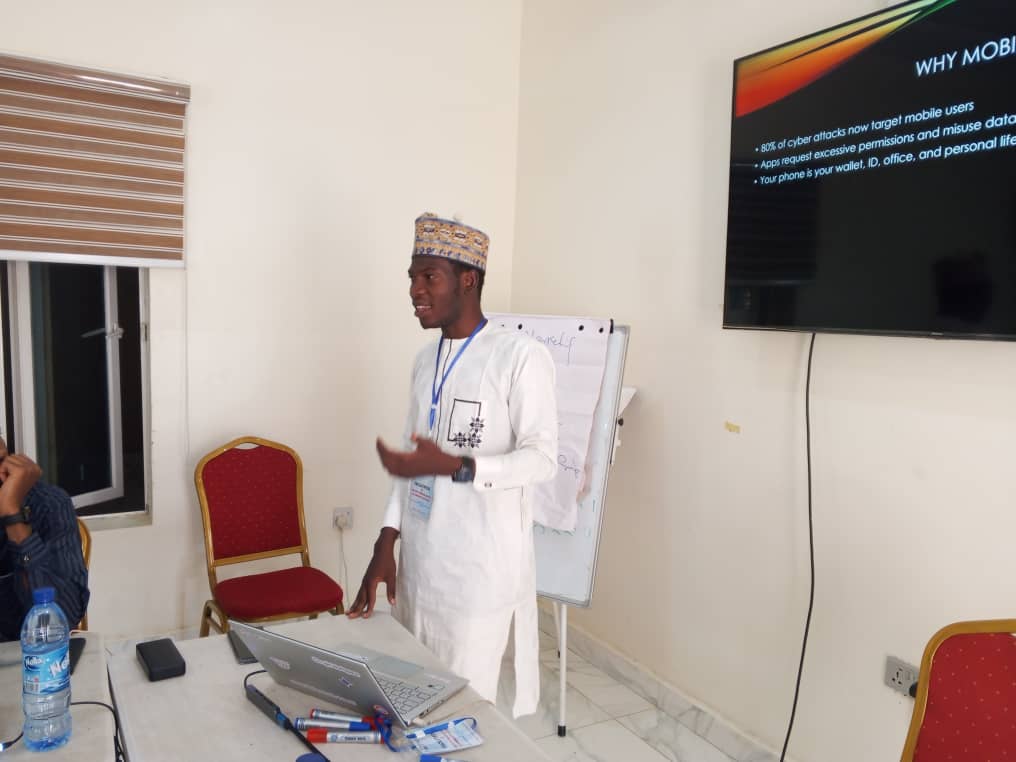 Mr Suhail Sani of <a href="/ICTAdvocates/">CITAD</a>’s Technical Department is leading participants of the 5th <a href="/ICTAdvocates/">CITAD</a> School of Community Networks through an in-depth session on Networking and Digital Safety. <a href="/YZYau/">Yunusa Ya'u</a> <a href="/NITDANigeria/">NITDA Nigeria</a> <a href="/NgComCommission/">ncc.gov.ng</a> <a href="/kamalkano/">kamal garba</a>