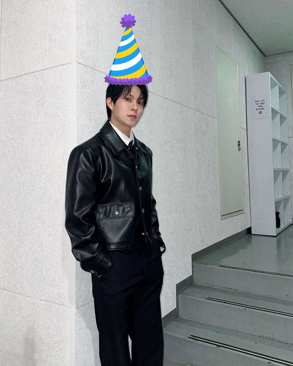 0xwo_l's tweet photo. 해준배우님 생일을 축하드립니다!! 
생일 하루동안 행복하시길 바랍니다🤍🥰
#HAPPY_HAEJUN_DAY #오직_해준뿐 https://t.co/kqKY9ycgxe