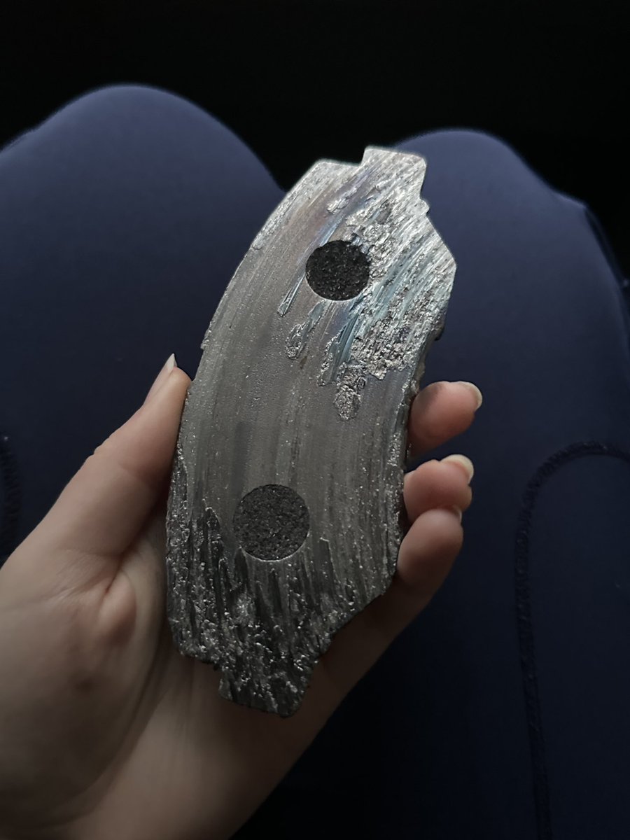 bloomteaa's tweet image. Guys what is this that fell out of my car