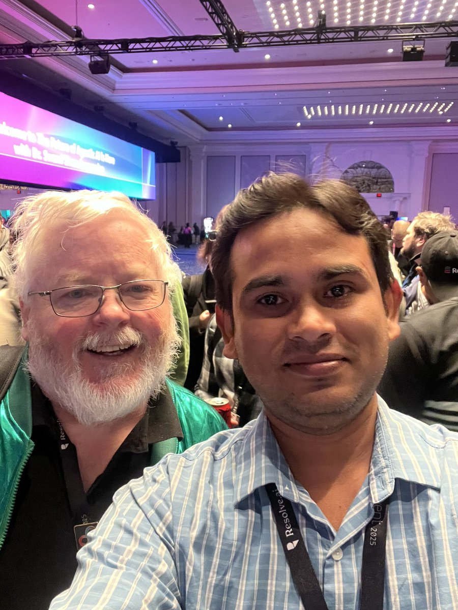 akgprogrammer's tweet image. AWS Heroes  #AWSreInvent @awscloud