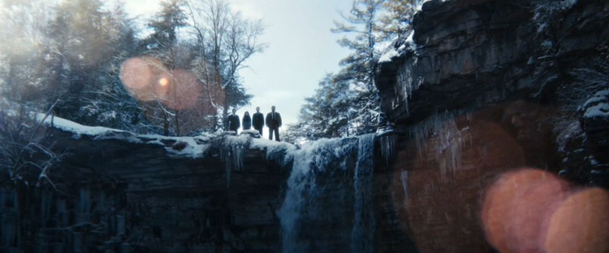 Plus j'avance dans Severance plus ça s'améliore alors que c’est déjà excellent de base.

L'épisode 4 de la saison 2 est phénoménal