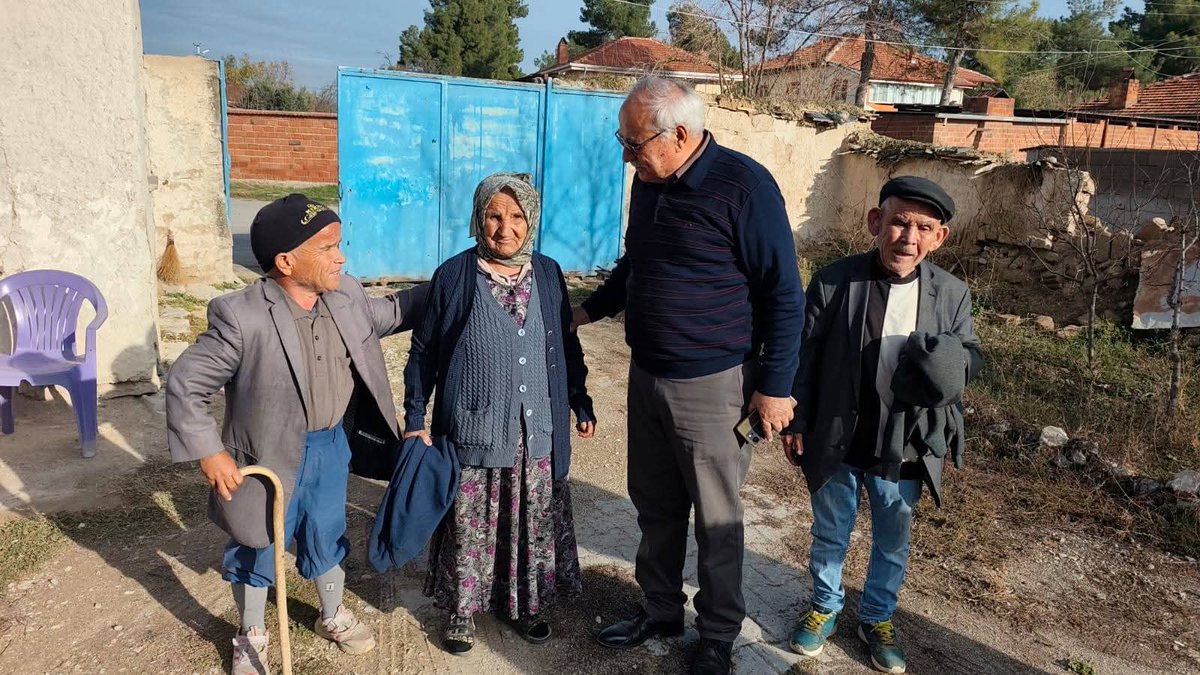 Tüm engelli vatandaşlarımızın ve fedakâr ailelerinin 3 Aralık Dünya Engelliler Günü'nü içtenlikle kutluyor, sevgi ve saygılarımı sunuyorum.
#3Aralıkdünyaengellilergünü