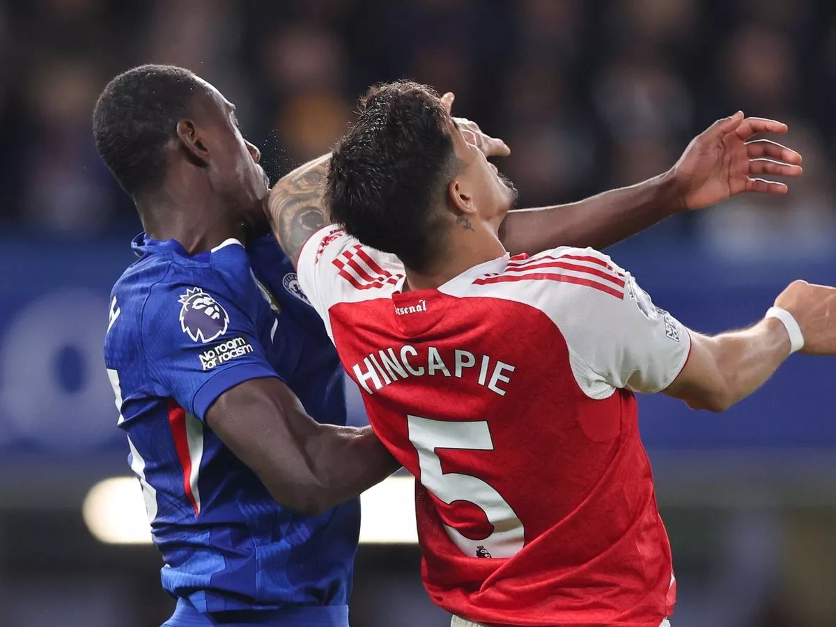 2SA_FC's tweet image. 🚨Hincapie starts tonight for #AFC at LCB.