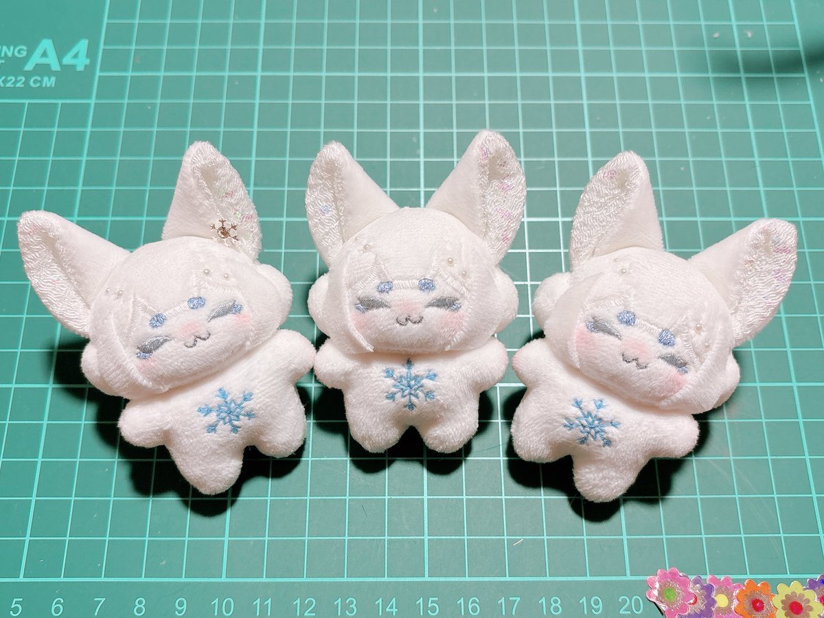 とりあえず三体完成〜！！あと一体は明日完成すると思う 今回、雪お