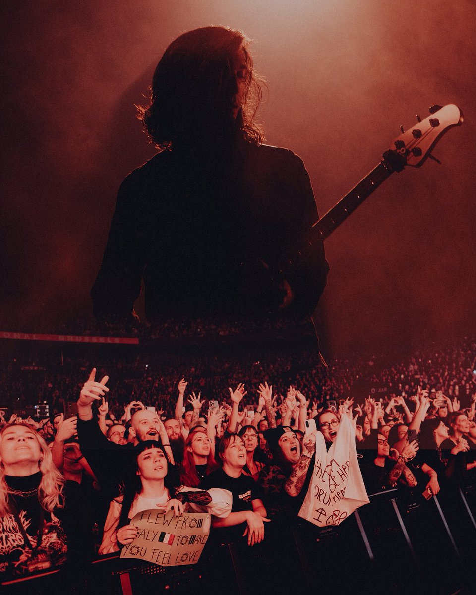badomenscult's tweet image. WAIT YOUR TURN

BRUSSELS, BELGIUM