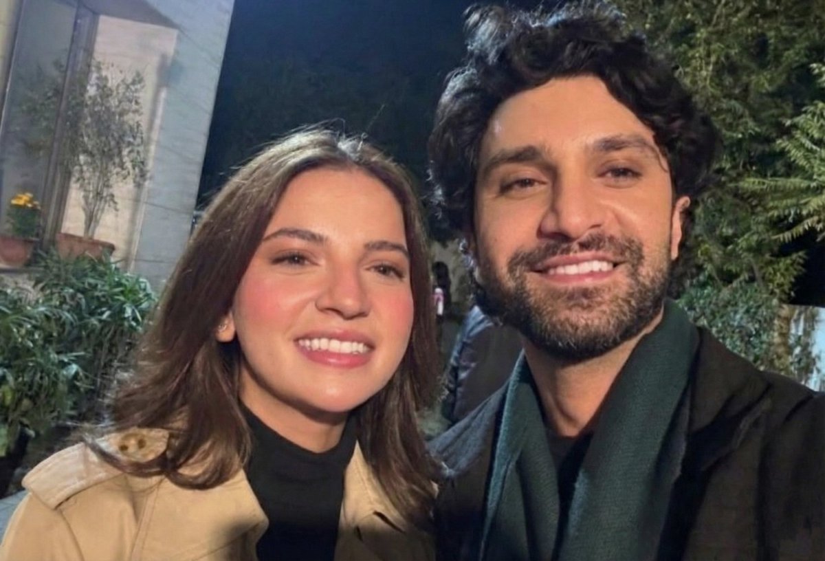 <a href="/ahadrazamir/">Ahad Raza Mir</a> <a href="/DananeerM/">Dananeer Mobeen 🌻</a> can we expect a joint live in MSM anniversary? With Abu hurairah also. Please please please 🥺🥺

#ahadrazamir #Dananeermobeen #msm