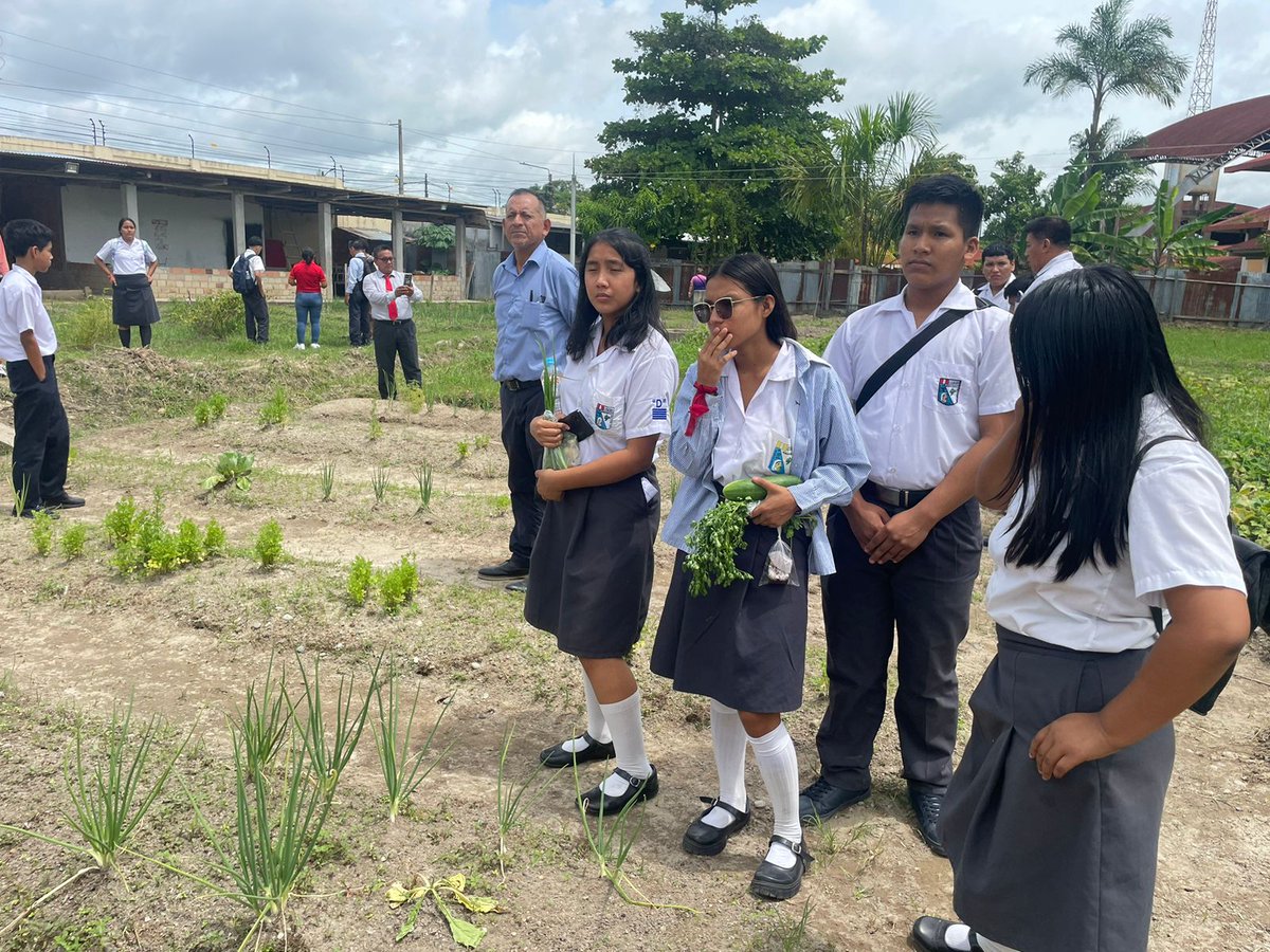 FAOPERU's tweet photo. Con ese propósito se realizó el cierre del Programa Escuelas Sostenibles, liderado por la Municipalidad Provincial de #Maynas con el apoyo técnico de @FAO.
3️⃣1️⃣ colegios reforzaron su compromiso para promover sistemas agroalimentarios sostenibles desde las aulas https://t.co/jUMmUDqQ4z