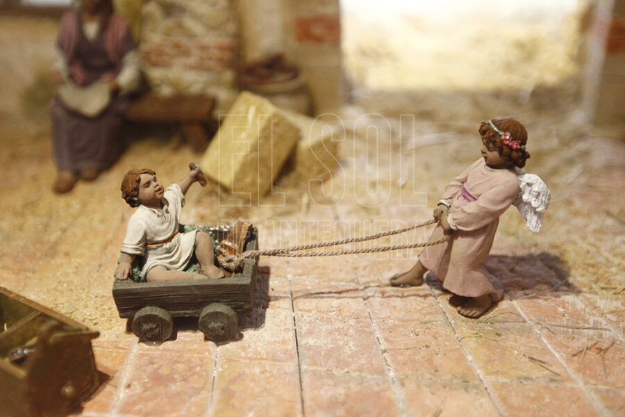 ElSoldAntequera's tweet image. 🌟 #Navidad #Antequera 📰 #Programa
👉 Aquí el programa y qué hacer en Antequera esta Navidad de 2025 desde el viernes 5 de diciembre hasta Reyes Magos.
#periodismoSOL
⤵️ Todo el programa: f.mtr.cool/hmdjesaeum