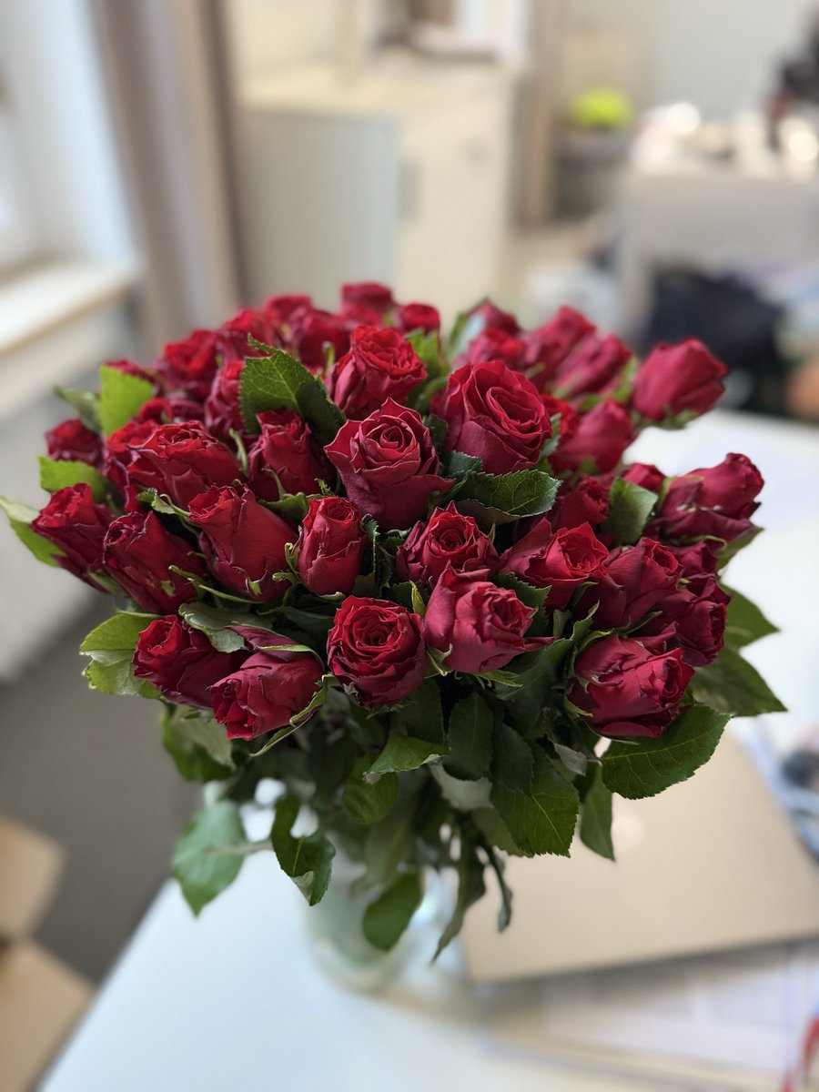 Es gibt ihn noch … den Rosenkavalier ♥️ #sweetsurprise