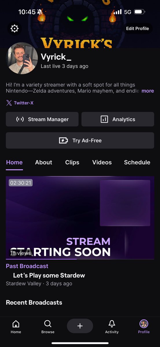 b_gart's tweet image. Hey! I’m gonna give streaming a try. Feel free to stop by on Sundays while I play some Stardew Valley.