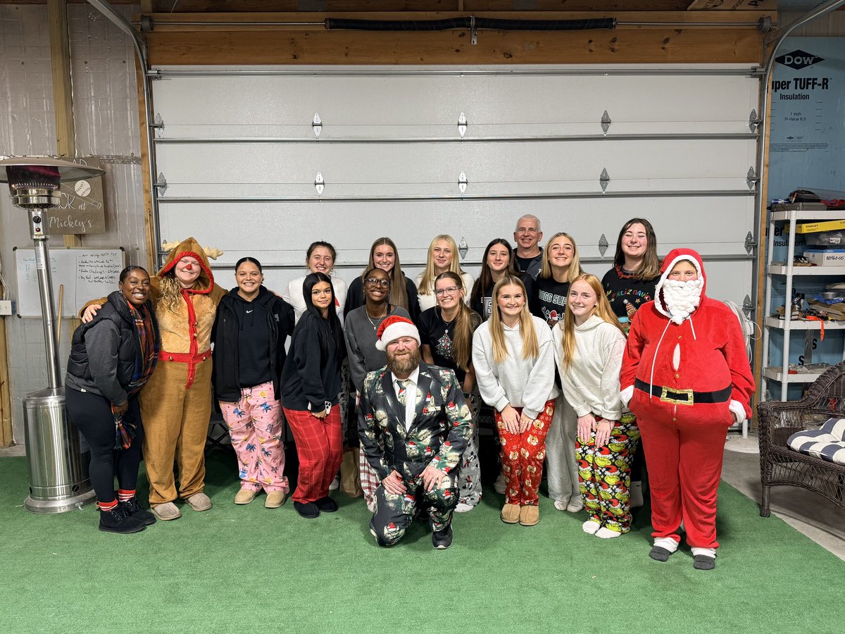 Pickerington North Softball tweet media