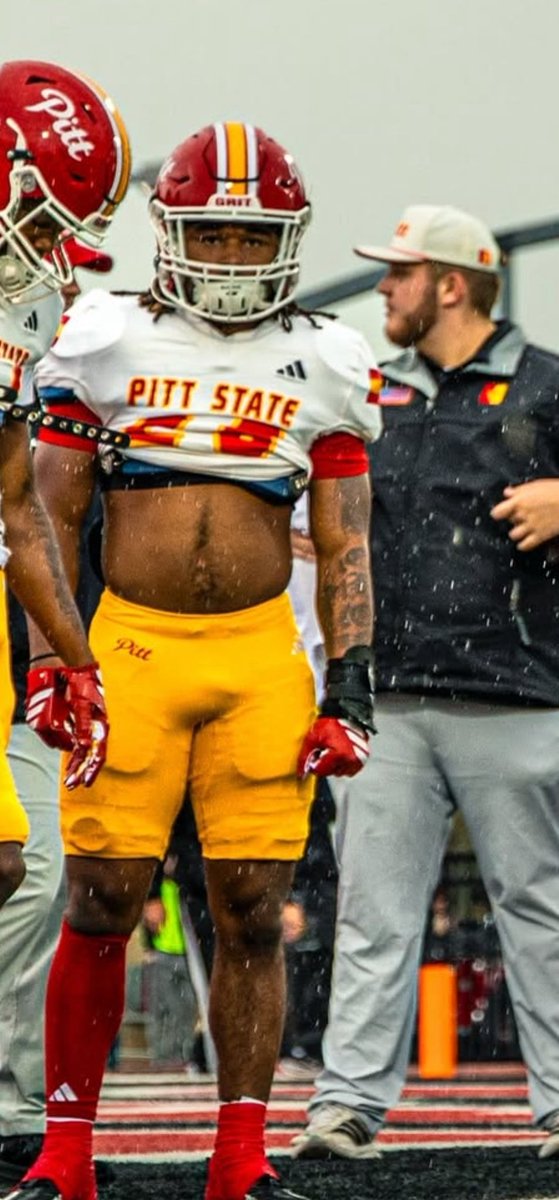 Zahmari Palode-Gary

Looking for a home!!!

5 100 yard games
21.9 top in game speed
964 yards 10tds 

Hardest schedule in D2
Ferris state
Grand valley
Harding
Uco
Northwest Missouri