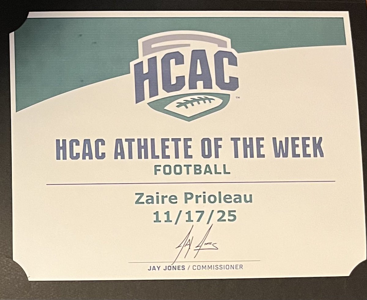 zprioleau2's tweet photo. Had a BIG 2025 Campaign, Blessed and Excited for what the future holds #NotDoneYet https://t.co/9SPc8o4uAG