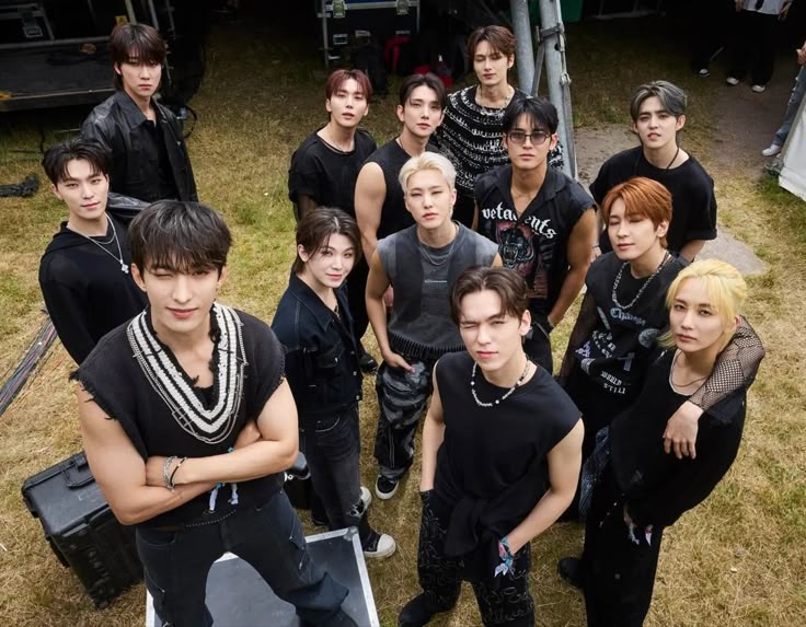 about_17_13's tweet image. SEVENTEEN is the most-streamed K-Pop Boy Group  on Spotify TAIWAN , SINGAPORE, PHILIPPINE  HONGKONG in 2025. #SpotifyWrapped