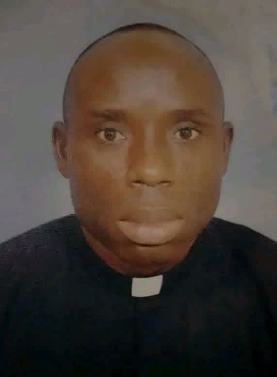 CatholicArena's tweet image. BREAKING 

Yet ANOTHER priest in Nigeria KIDNAPPED 

Fr. Emmanuel Ezema of the Diocese of Zaria was abducted last night while at St. Peter's Catholic Church Rumi