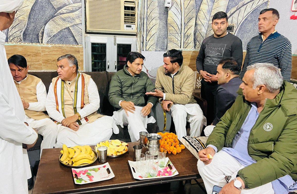 आज जींद में पूर्व विधायक <a href="/GangoliMla/">Subhash Gangoli MLA</a> जी के सुपुत्र हिमांशु के विवाह समारोह समेत विभिन्न कार्यक्रमों में।