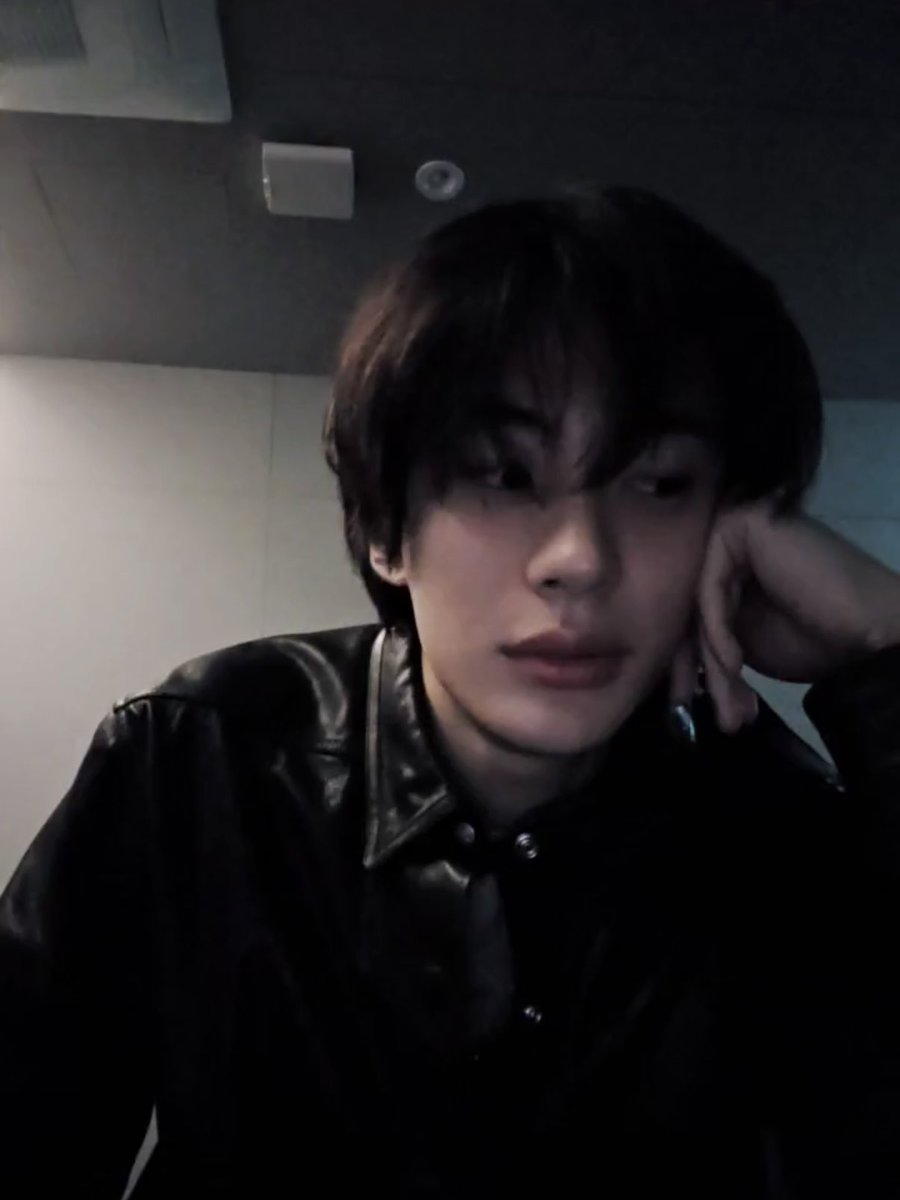 antonisbabo's tweet image. 