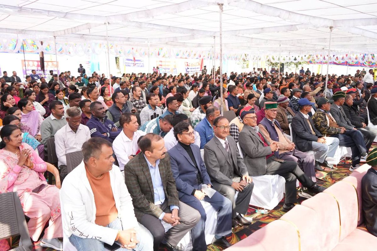 ganeshjoshibjp's tweet image. आज हल्द्वानी में मा. मुख्यमंत्री श्री @pushkardhami जी के साथ पूर्व अर्द्धसैनिक सम्मेलन में सम्मिलित होकर वीर जवानों व वीर नारियों को सम्मानित किया।
मुख्यमंत्री जी ने गैलेन्ट्री मेडल विजेताओं को ₹5 लाख अनुदान और वीर नारियों को अचल संपत्ति पर स्टाम्प शुल्क में 25% छूट देने की…