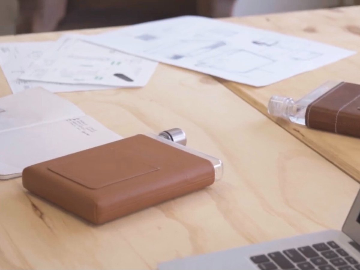 Our #BCorp spotlight this month is on Australian company <a href="/memobottle/">memobottle</a>  and it’s innovative water bottles—flat and easy to put in a bag! Marcia profiles them:

ecoplum.com/blogs/ecoplum-…