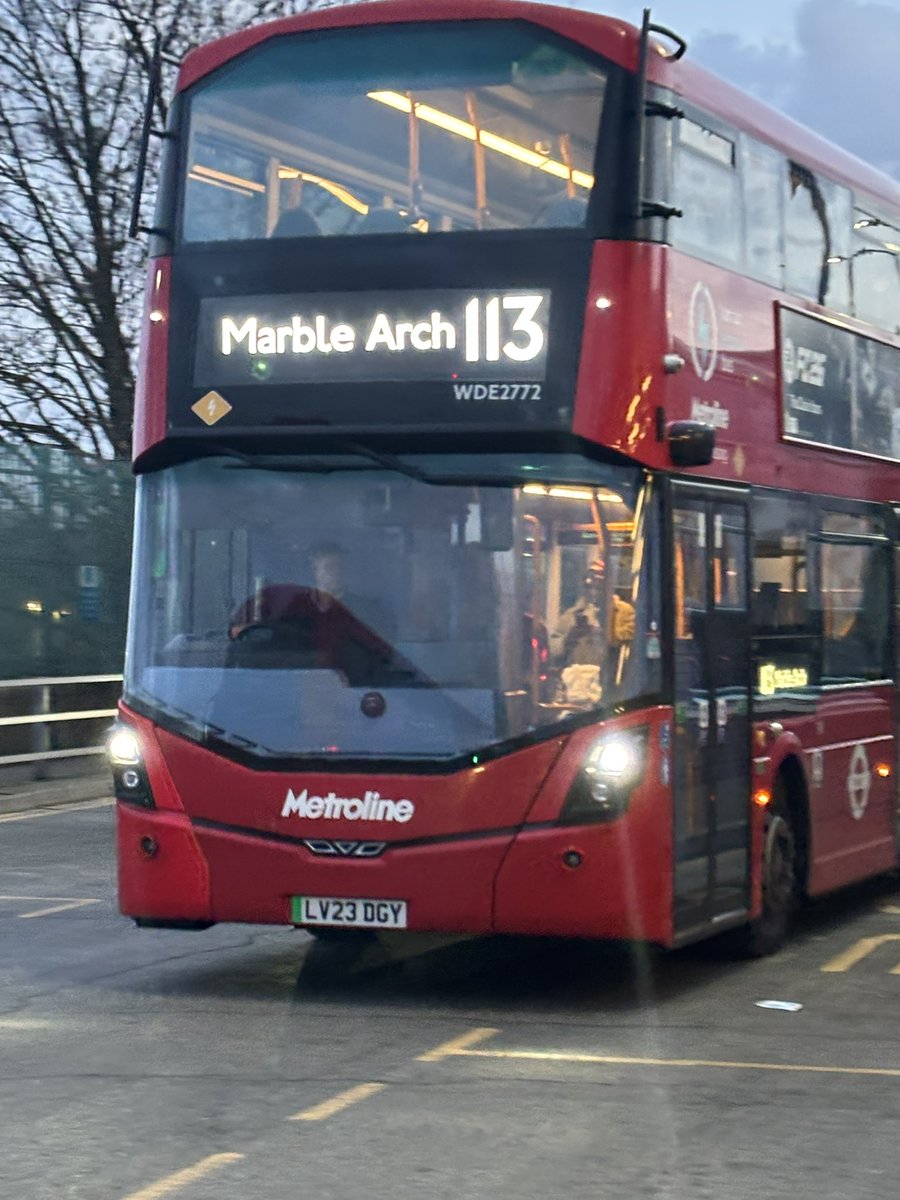 L1GHTBREAKSDARK's tweet image. erin easter eggs on my way home from erin tour😞😞 #takemeback