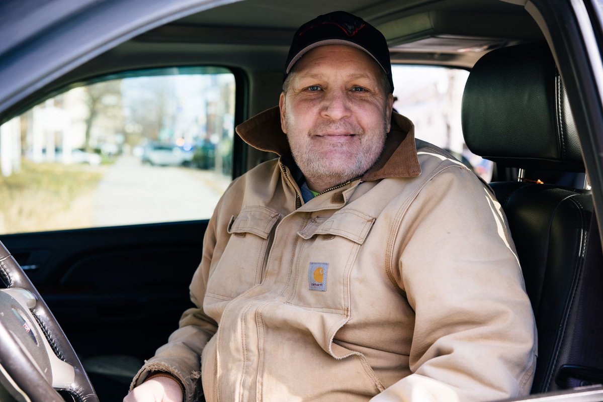 LongIslandCares's tweet image. Thank you for supporting Long Island Cares this Giving Tuesday 💛
Your generosity is already bringing meals and hope to neighbors across Long Island.

#LongIslandCares #GivingTuesday #EndHungerLI