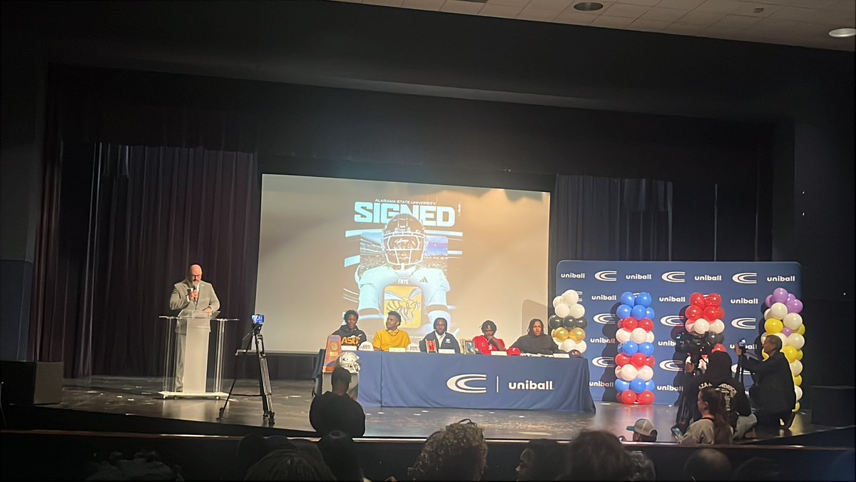 Big Clay Signing Day!!!!!