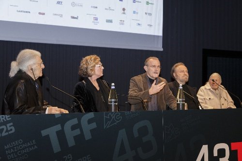 Dissent Projects tweet media