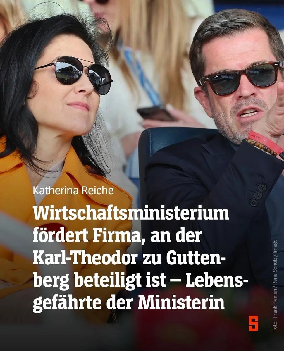 Mel Aura tweet media