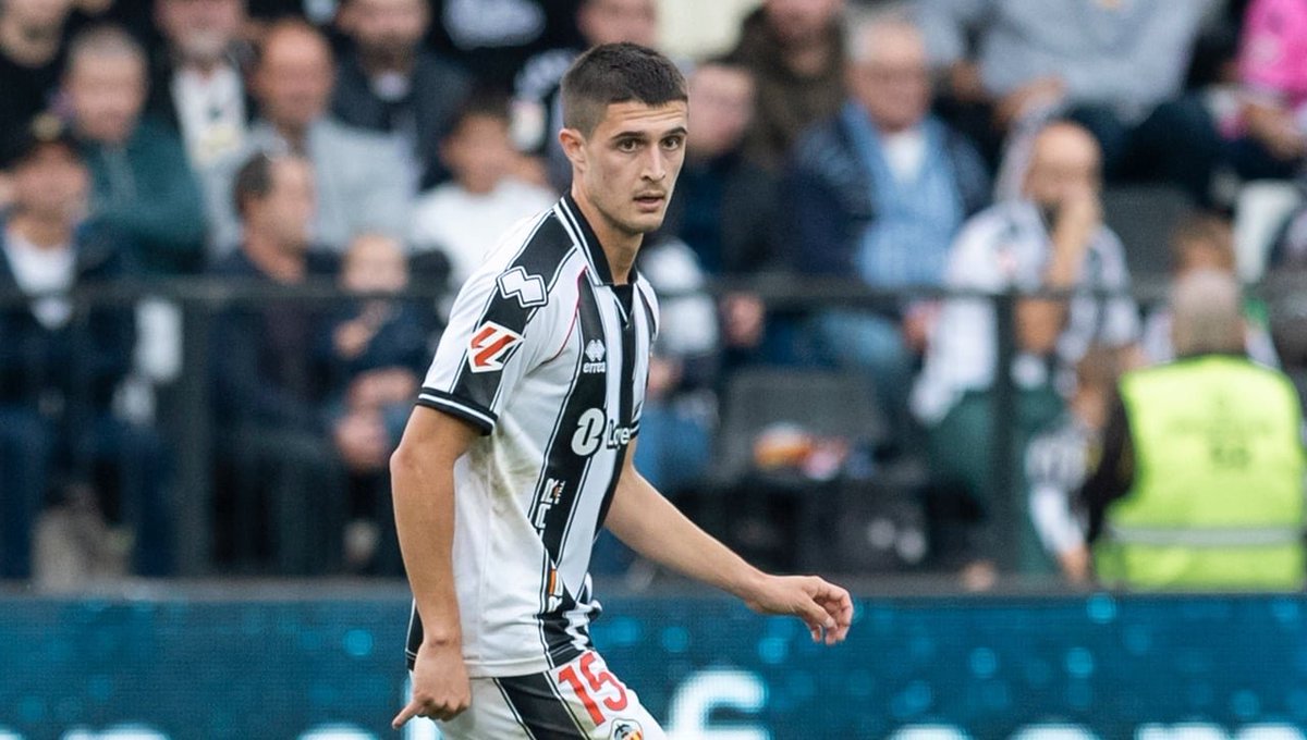 Orelluts tweet media