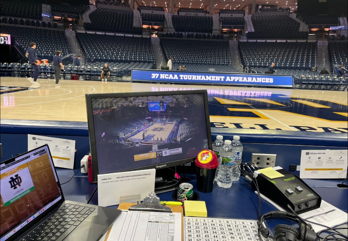 Coach Rodney Terry tweet media