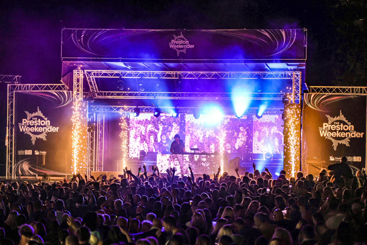 PRWeekender's tweet image. Don't forget to make sure that you're on the list...

Drop us your email, here: theprestonweekender.com

You'll get to know who's who, and what's what, first. 

See you on The Square, 2nd &amp;amp; 3rd May, 2026. 

The countdown is on...
